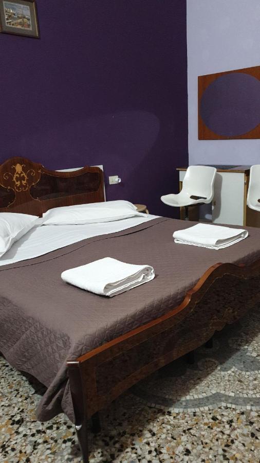 guesthouse ava roma Extérieur photo