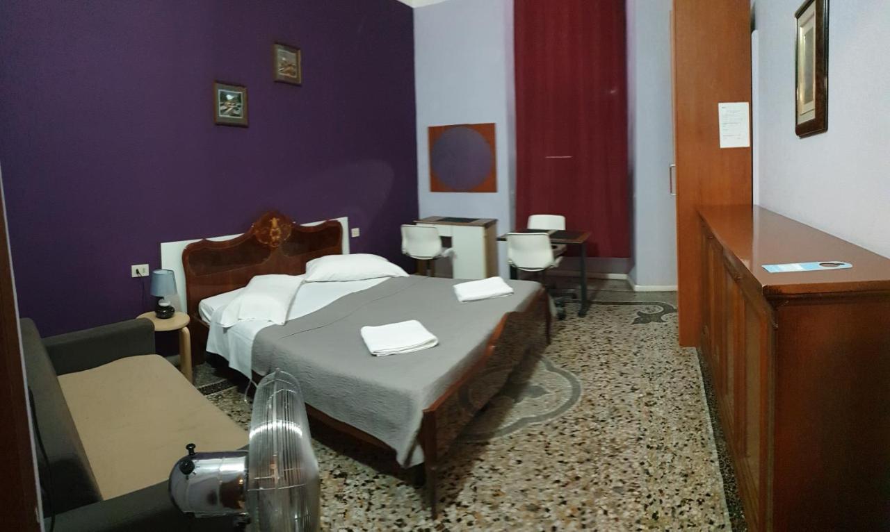 guesthouse ava roma Extérieur photo