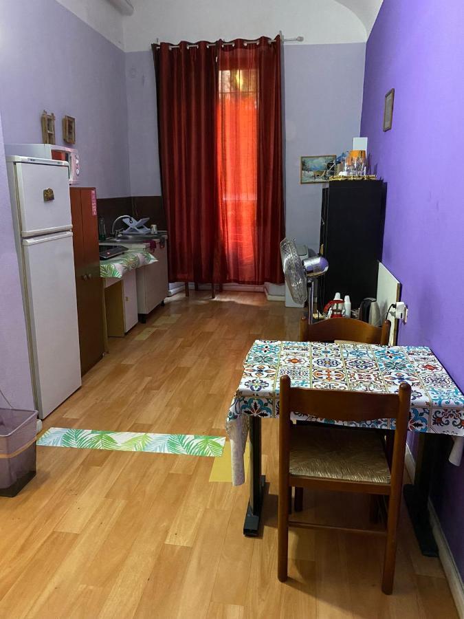 guesthouse ava roma Extérieur photo